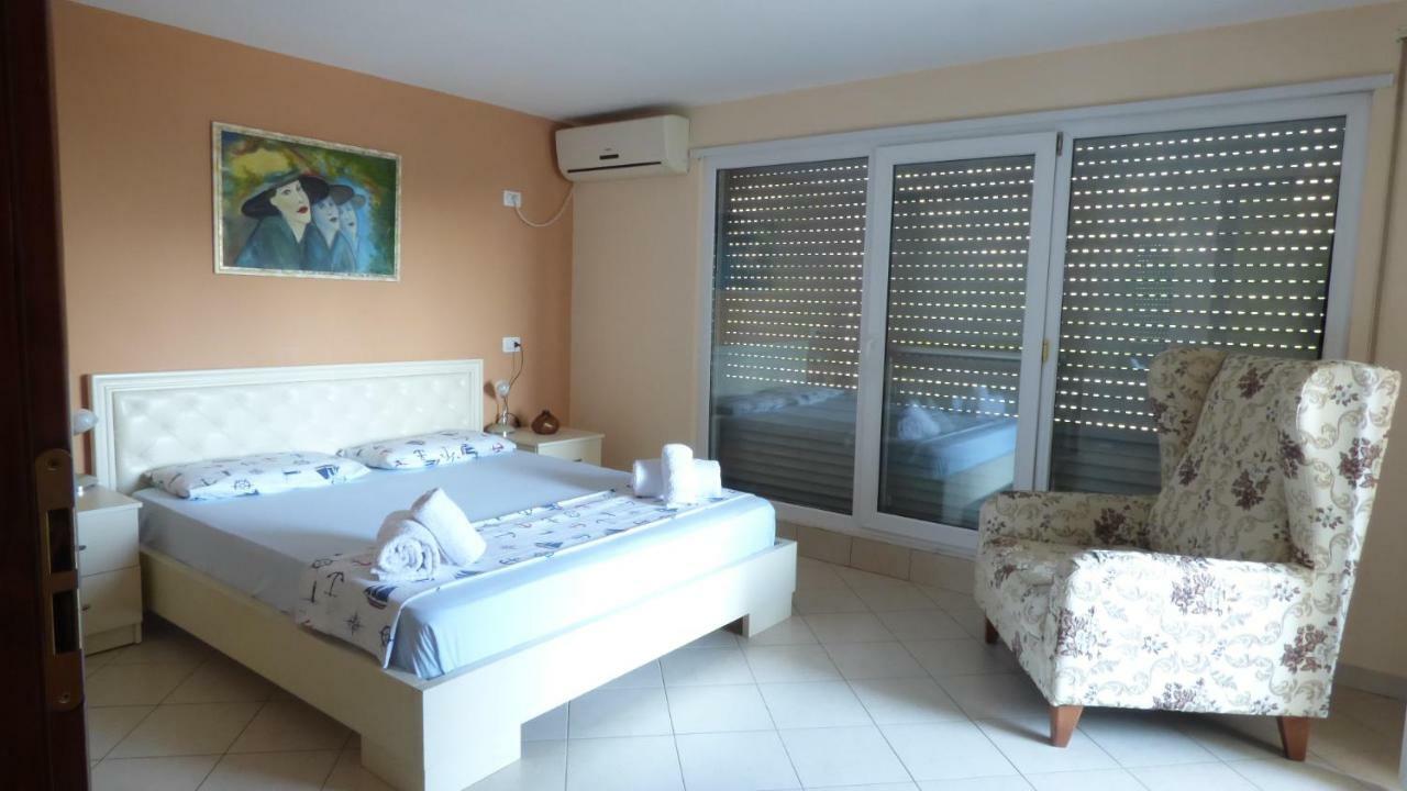 Duplex Appartement Durrës Buitenkant foto
